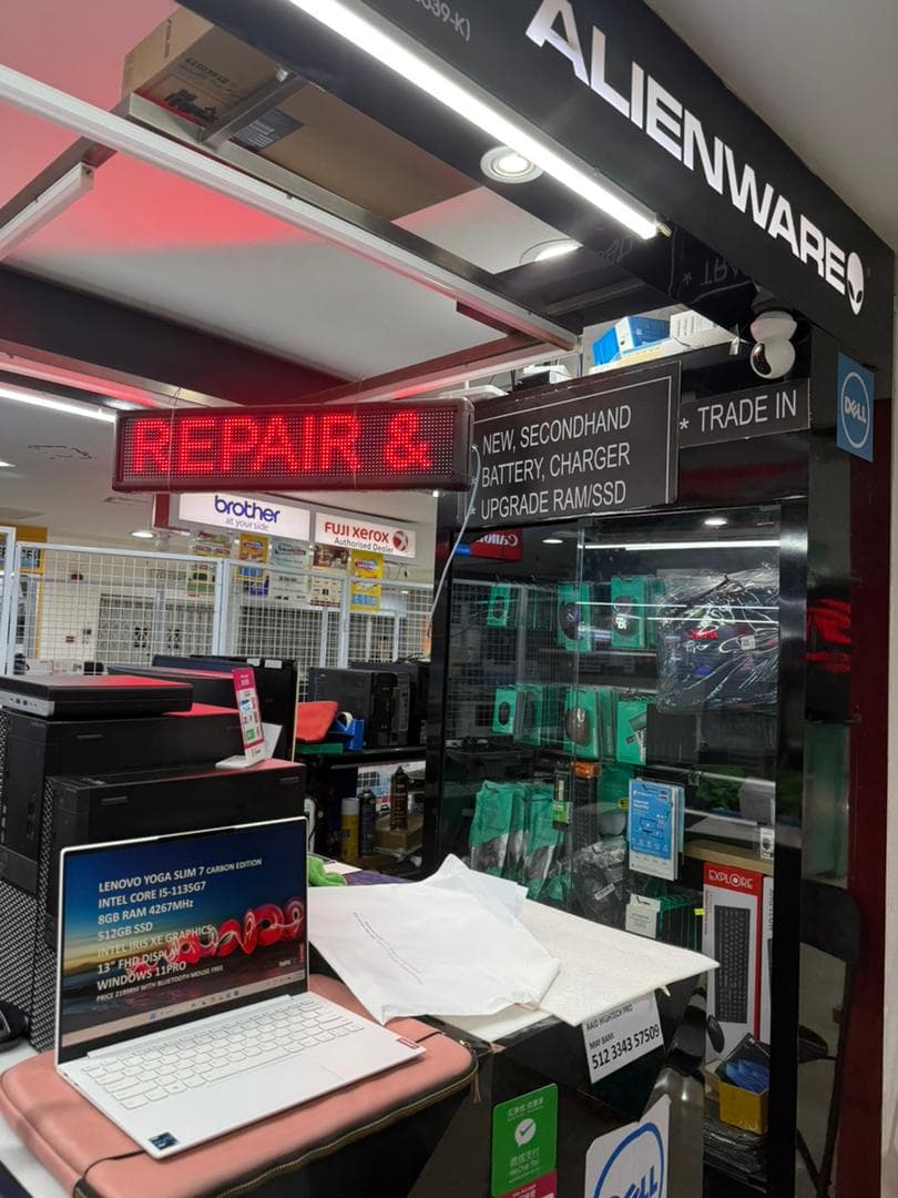 Tech repair station and inventory display